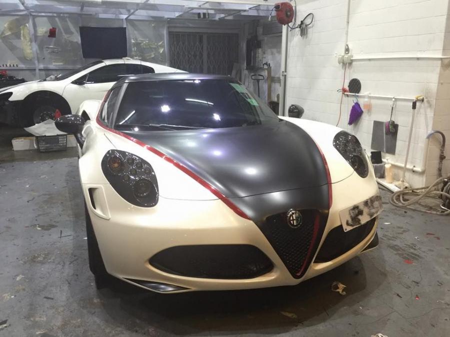  Alfa Romeo 4C by Impressive Wrap 2016 года  (фото 7 из 12)